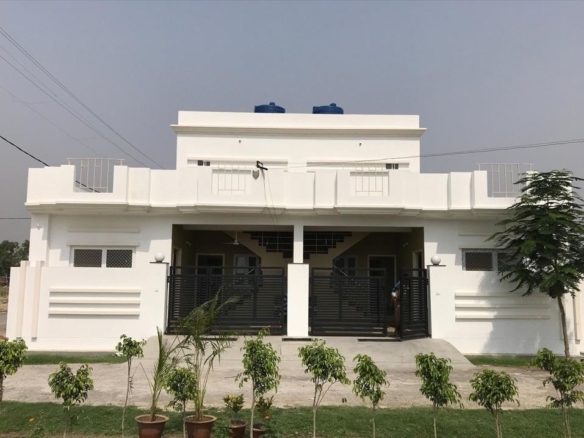 Ready to move Independent House Villa in Cantonment Lucknow