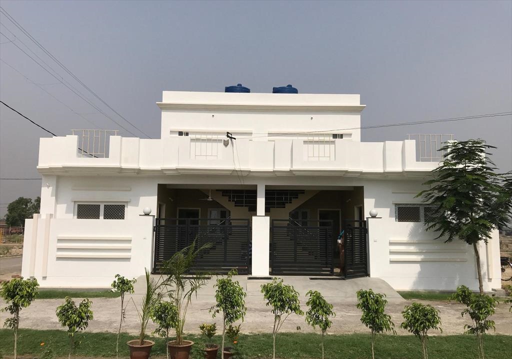 Ready to move Independent House Villa in Cantonment Lucknow