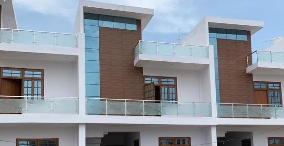 Ready to move Independent House Villa in Faizabad Road Lucknow