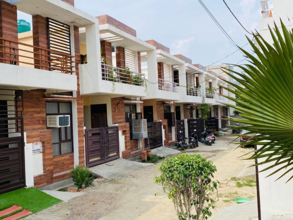 Ready to move Independent House/Villa in Kanpur Road Lucknow