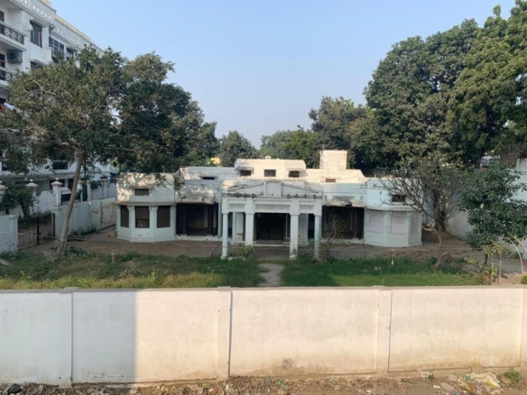 Ready to move Independent House Villa in Mahanagar Lucknow