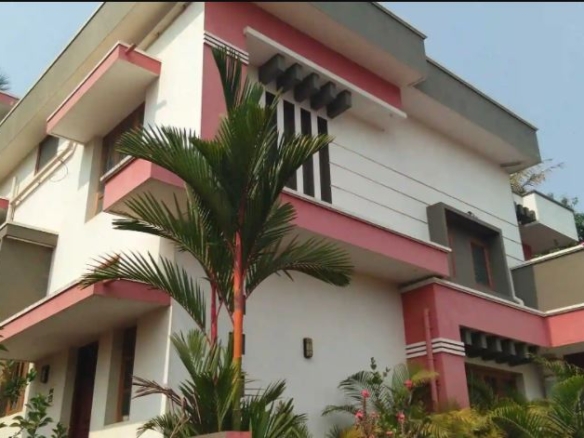 Ready to move Independent House Villa in Telibagh Lucknow